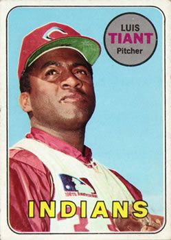 Luis Tiant 1969 Topps #560 Sports Card