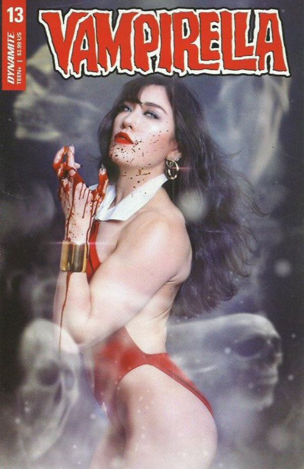 Vampirella #13 (Cover E Lee Cosplay)