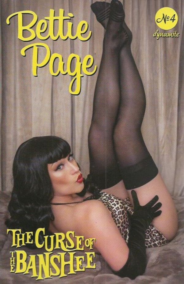 Bettie Page: The Curse of the Banshee #4 (Cover D Cosplay)