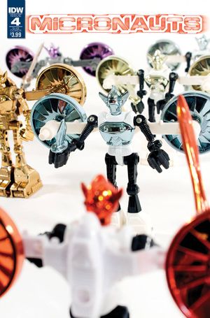 Micronauts  #4 (Classic Photo Variant)