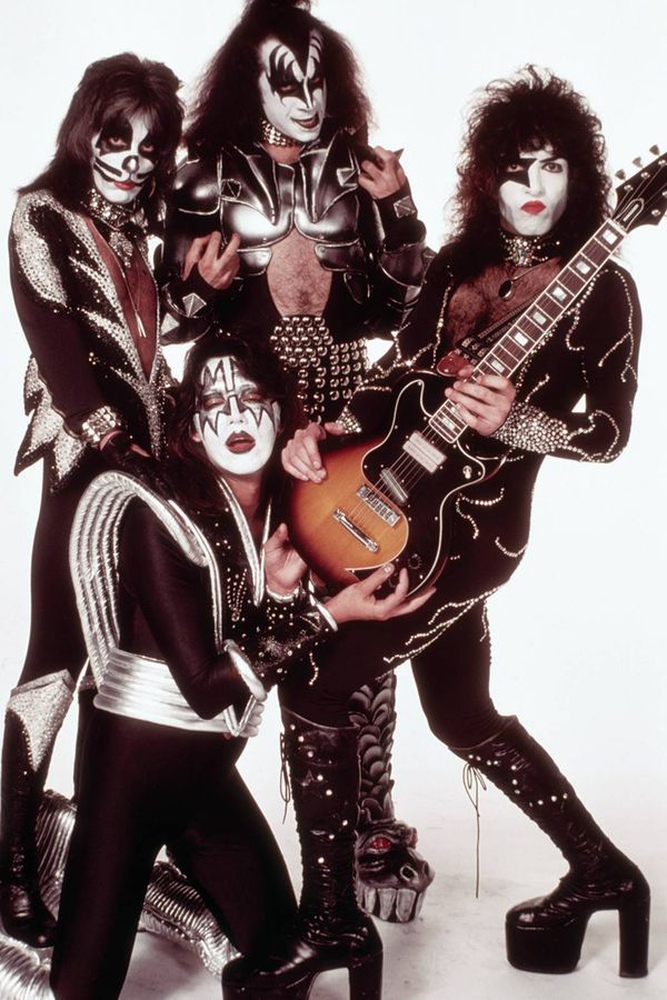 KISS #5 (Cover F 25 Copy Photo Virgin Cover)