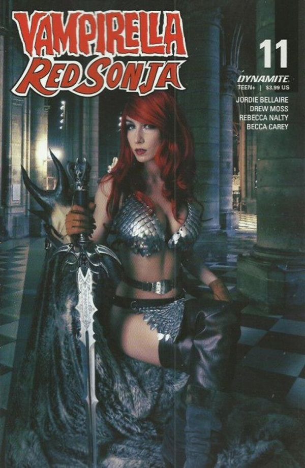 Vampirella/Red Sonja #11 (Cover D Zawadzki Cosplay)