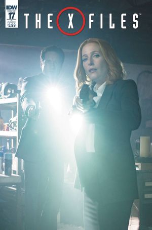 X-Files #17 (Cover B Photo)