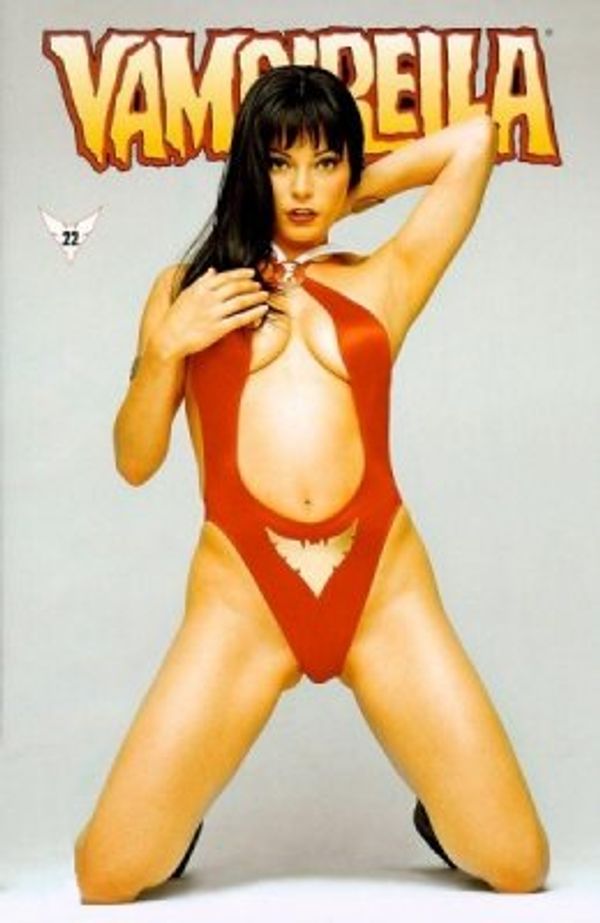 Vampirella #22 (Photo Variant Cover)