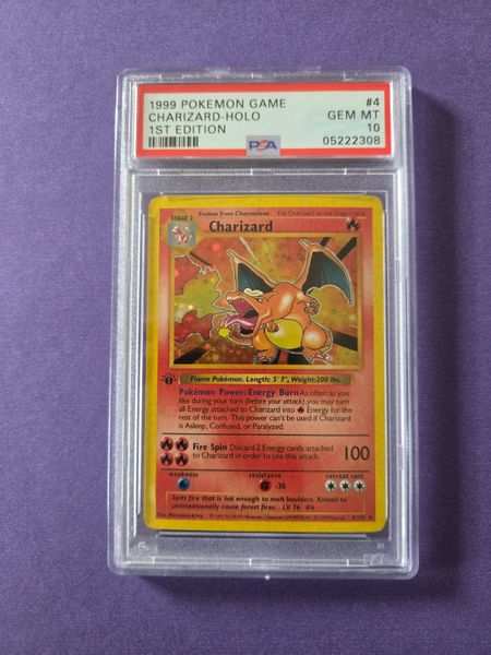 Charizard (4/102) - Base (1st Edition)