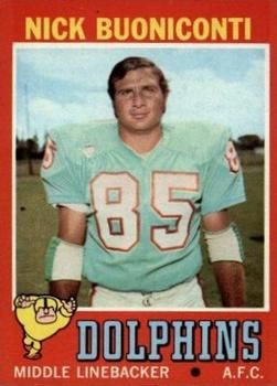 At Auction: 1973 Topps #100 Larry Csonka Miami Dolphins Football Card