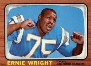 Ernie Wright 1966 Topps #131 Sports Card