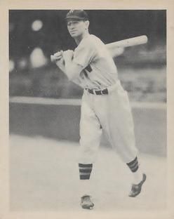 Sam West 1939 Play Ball #31 Sports Card