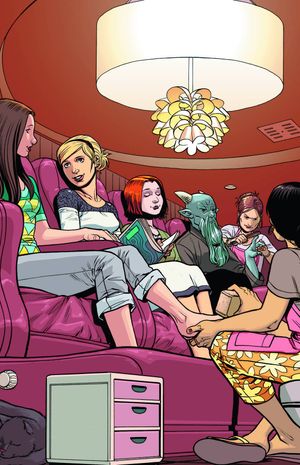 Buffy the Vampire Slayer: Season 10 #10 (Isaacs Jackson Variant)