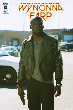 Wynonna Earp #5 (Photo Variant)