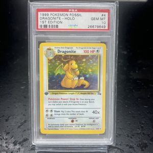 Dragonite (4/62) - Fossil (1st Edition)