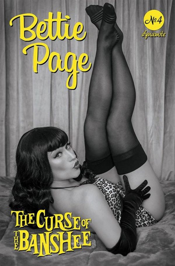 Bettie Page: The Curse of the Banshee #4 (Cover G 15 Copy Cover Cosplay B&W)